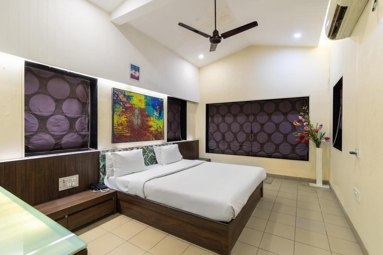 Capital O 47539Capital O Umbergaon Club Hotel Umargām Exterior foto
